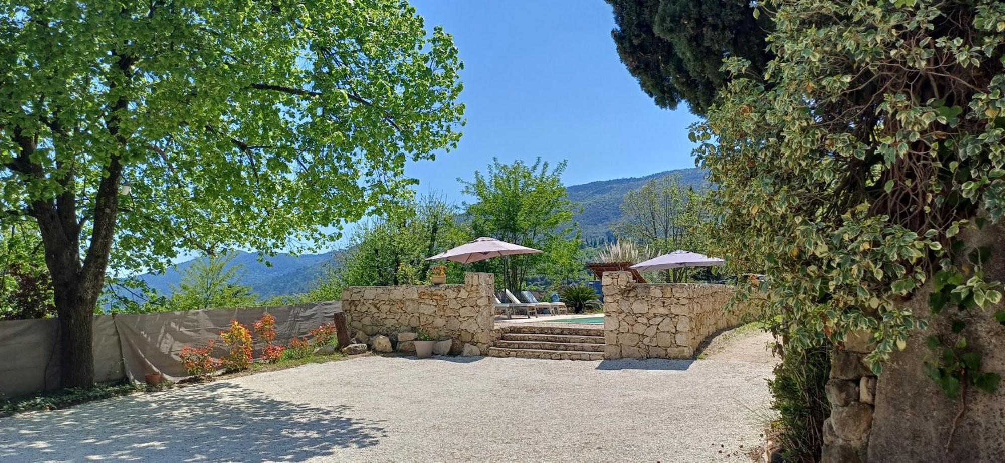 Le Domaine De La Feuilleraie Bed & Breakfast Coaraze Exterior photo